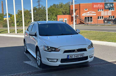 Mitsubishi Lancer 2015