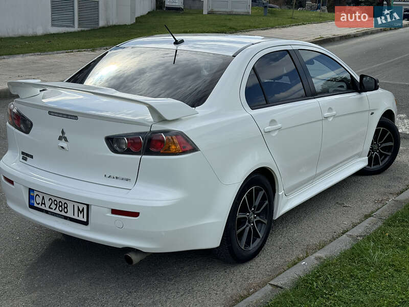 Седан Mitsubishi Lancer 2015 в Одесі