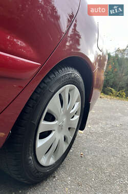 Седан Mitsubishi Lancer 2009 в  фото 14 Седан Mitsubishi Lancer 2009 в