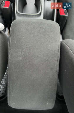 Седан Mitsubishi Lancer 2009 в  фото 38 Седан Mitsubishi Lancer 2009 в