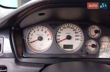 Універсал Mitsubishi Lancer 2004 в  фото 13 Універсал Mitsubishi Lancer 2004 в
