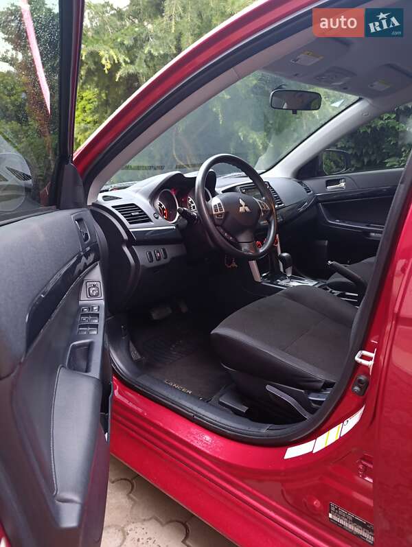 Седан Mitsubishi Lancer 2016 в Одессе