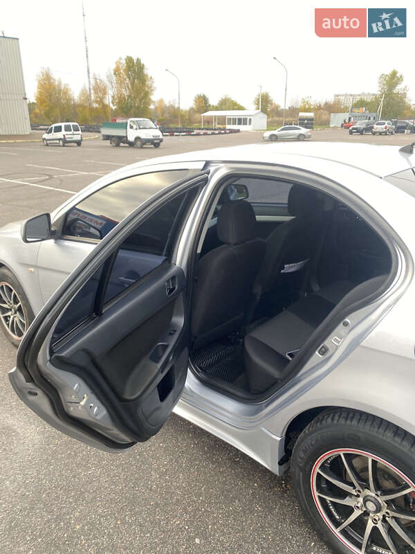 Седан Mitsubishi Lancer 2007 в Кременчуці фото 12 Седан Mitsubishi Lancer 2007 в Кременчуці