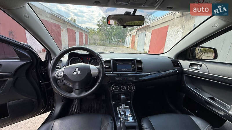 Седан Mitsubishi Lancer 2013 в Днепре