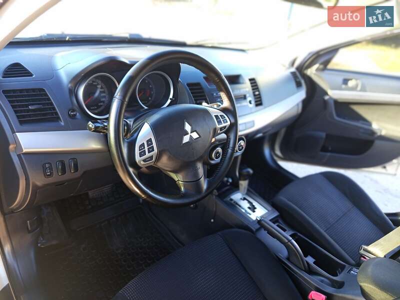 Седан Mitsubishi Lancer 2007 в Христиновке