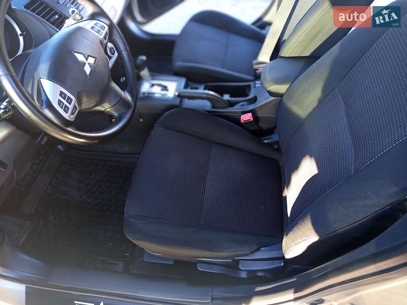 Седан Mitsubishi Lancer 2007 в Христиновке