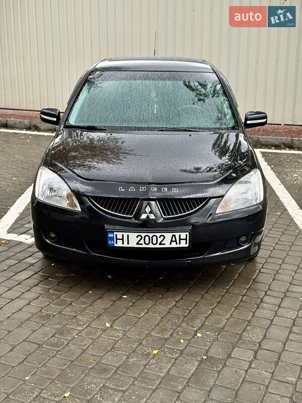 Седан Mitsubishi Lancer 2005 в Кременчуге фото 4 Седан Mitsubishi Lancer 2005 в Кременчуге