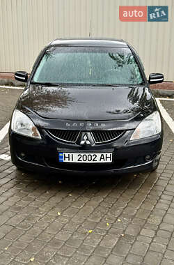 Седан Mitsubishi Lancer 2005 в  фото 4 Седан Mitsubishi Lancer 2005 в