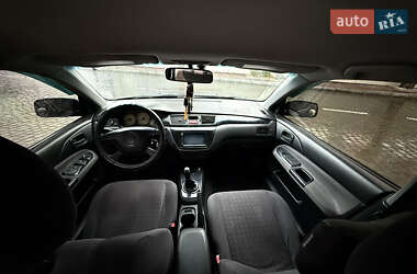 Седан Mitsubishi Lancer 2005 в  фото 36 Седан Mitsubishi Lancer 2005 в