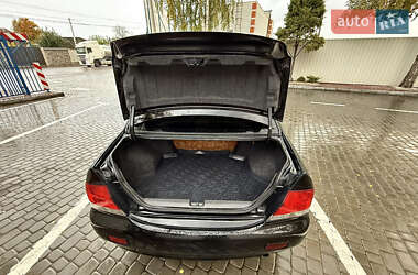 Седан Mitsubishi Lancer 2005 в  фото 37 Седан Mitsubishi Lancer 2005 в