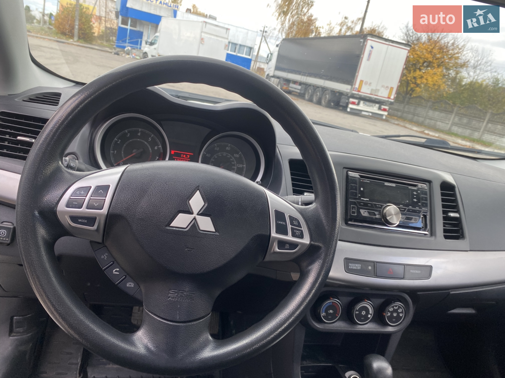 2015 Mitsubishi Lancer - мініатюра 16