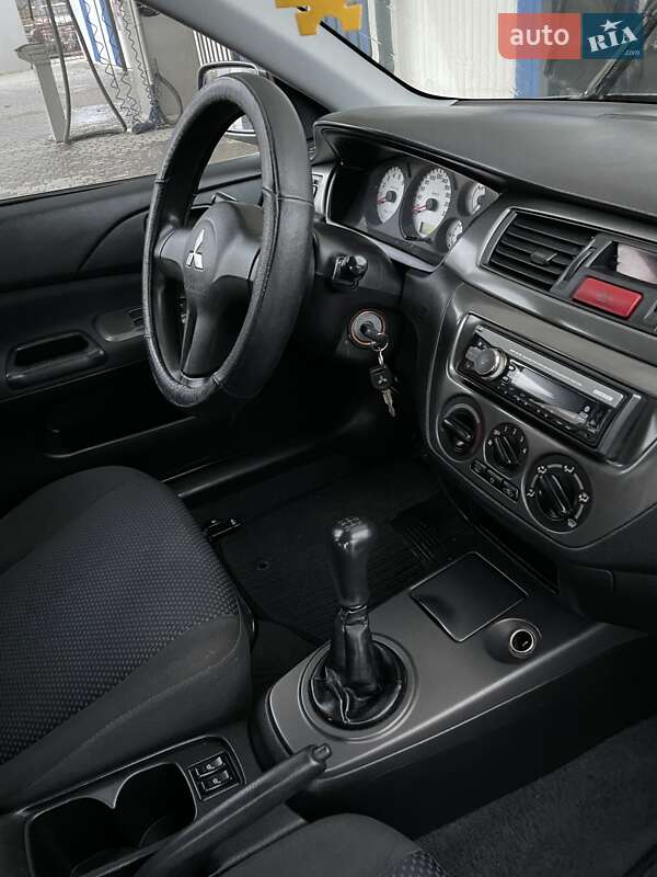 Седан Mitsubishi Lancer 2007 в Чемерівцях