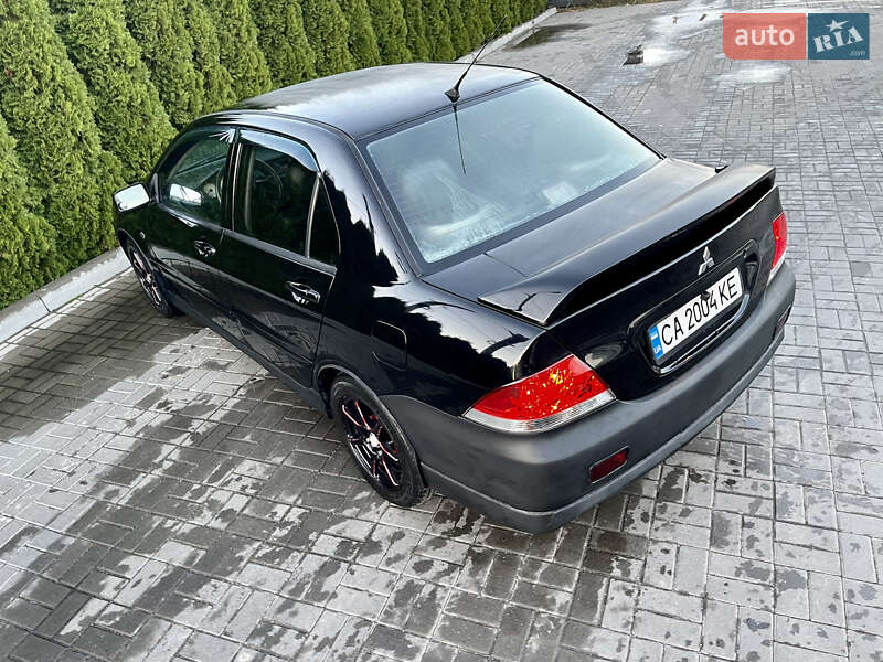Седан Mitsubishi Lancer 2005 в Черкассах