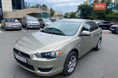 Седан Mitsubishi Lancer 2007 в Киеве