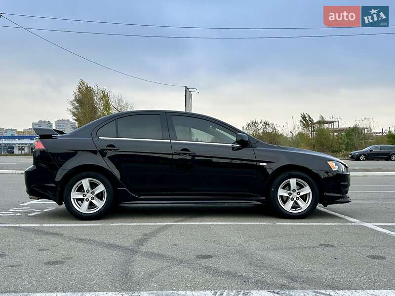Седан Mitsubishi Lancer 2008 в Києві фото 3 Седан Mitsubishi Lancer 2008 в Києві
