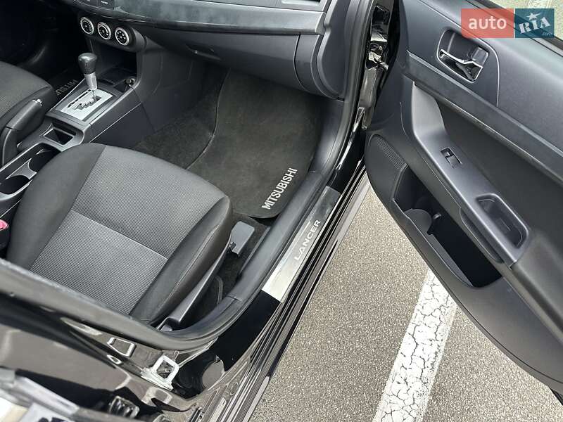 Седан Mitsubishi Lancer 2008 в Києві фото 21 Седан Mitsubishi Lancer 2008 в Києві