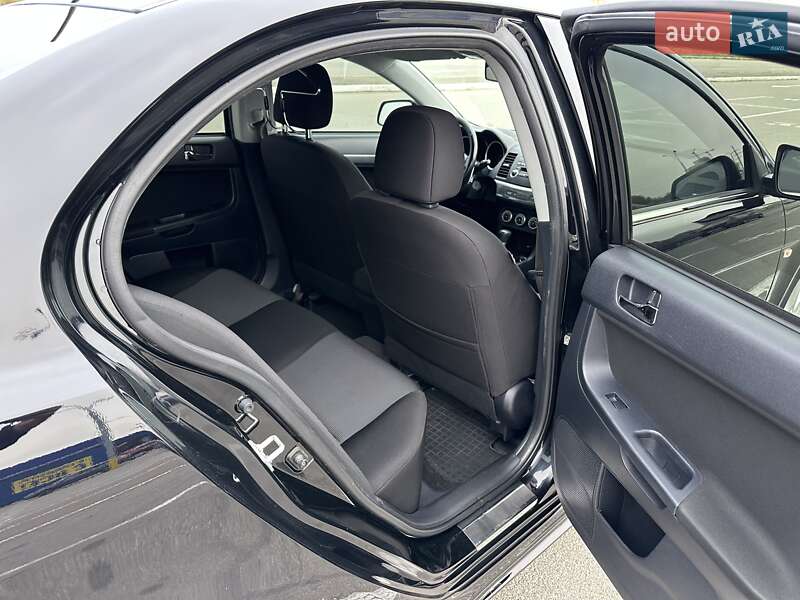 Седан Mitsubishi Lancer 2008 в Києві фото 24 Седан Mitsubishi Lancer 2008 в Києві