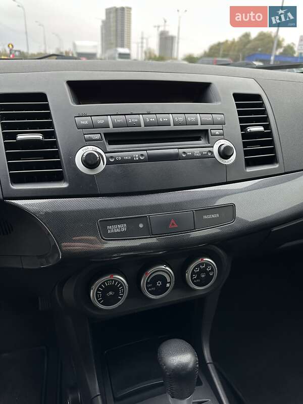 Седан Mitsubishi Lancer 2008 в Києві фото 31 Седан Mitsubishi Lancer 2008 в Києві