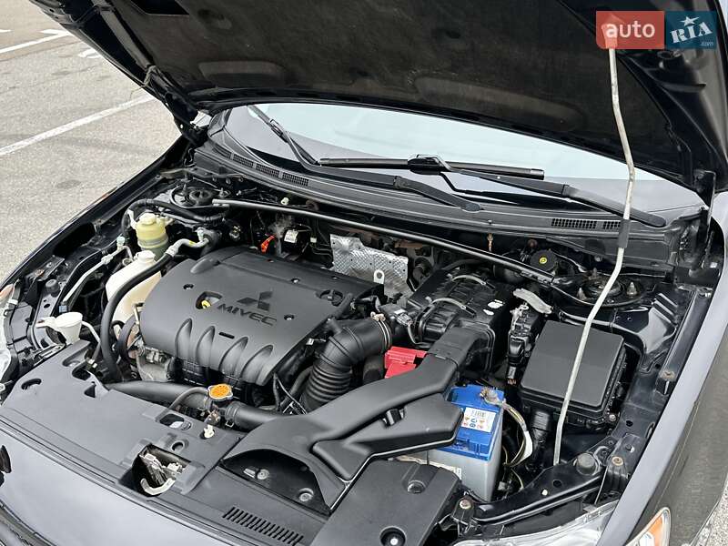 Седан Mitsubishi Lancer 2008 в Києві фото 47 Седан Mitsubishi Lancer 2008 в Києві