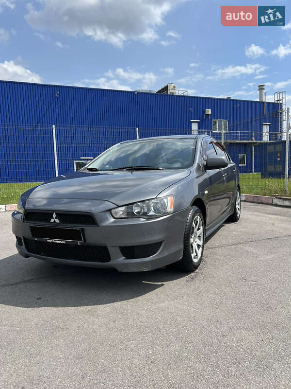 Седан Mitsubishi Lancer 2008 в Виннице