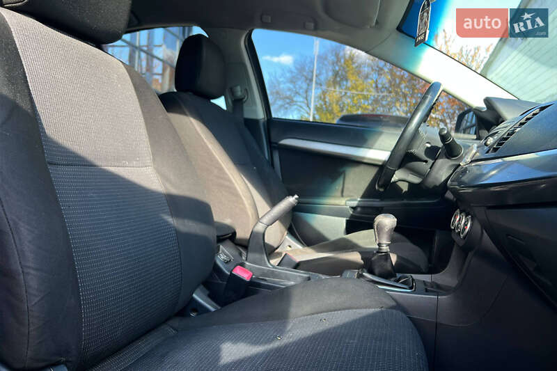 Седан Mitsubishi Lancer 2009 в Ивано-Франковске фото 17 Седан Mitsubishi Lancer 2009 в Ивано-Франковске