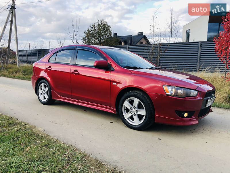 Хэтчбек Mitsubishi Lancer 2008 в Ивано-Франковске фото 3 Хэтчбек Mitsubishi Lancer 2008 в Ивано-Франковске