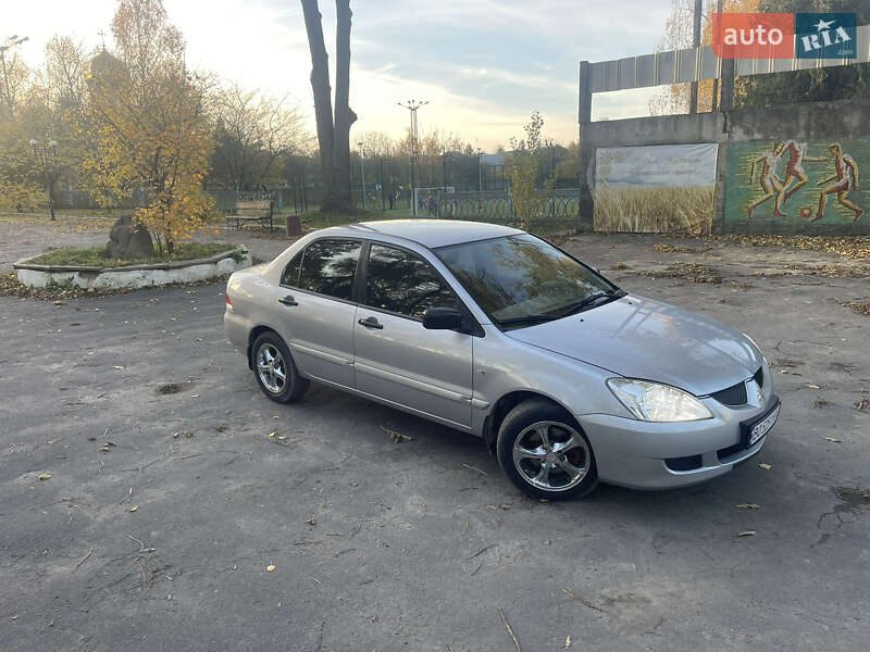 Седан Mitsubishi Lancer 2004 в Теофиполе фото 4 Седан Mitsubishi Lancer 2004 в Теофиполе