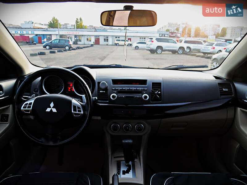 Седан Mitsubishi Lancer 2008 в Черкасах