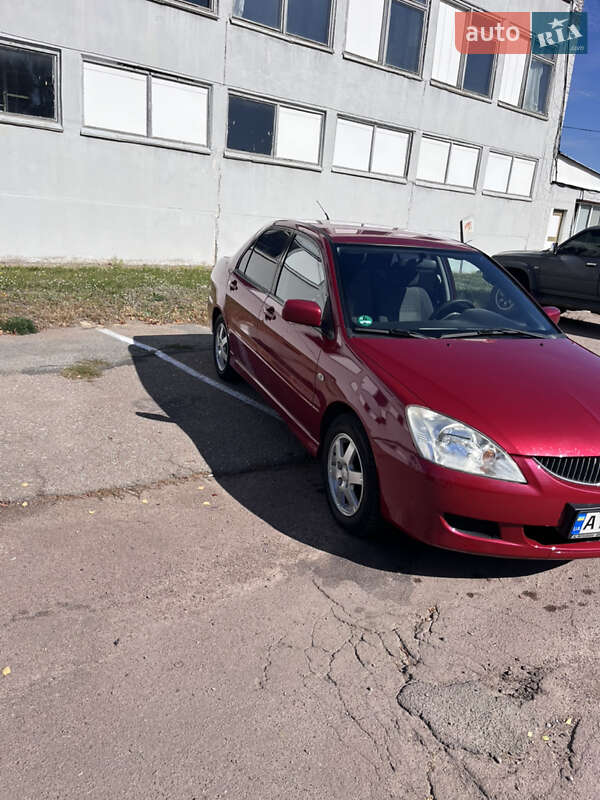 Седан Mitsubishi Lancer 2003 в Чернігові