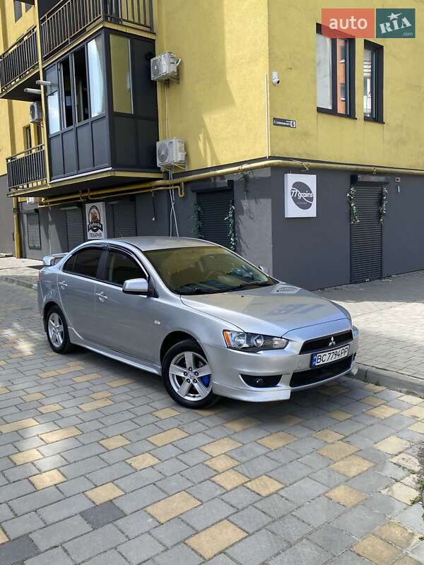 Седан Mitsubishi Lancer 2009 в Турці
