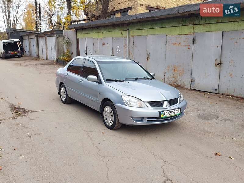 Седан Mitsubishi Lancer 2006 в Києві