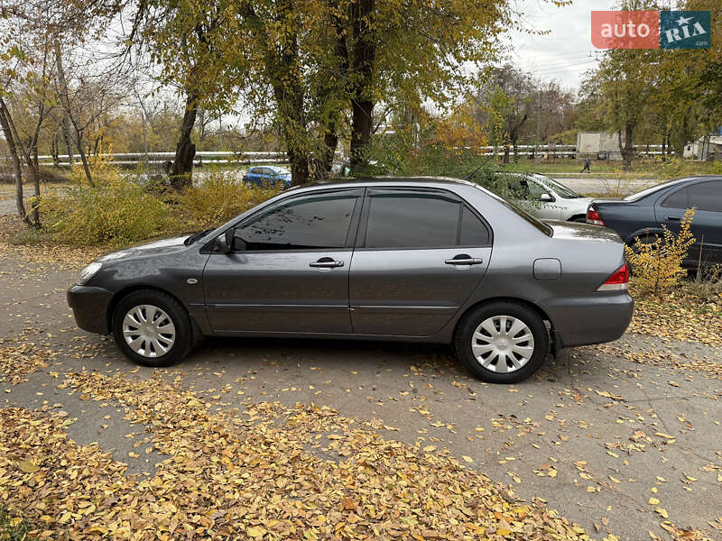 Седан Mitsubishi Lancer 2007 в Днепре