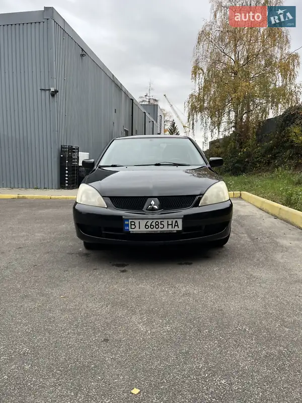Mitsubishi Lancer