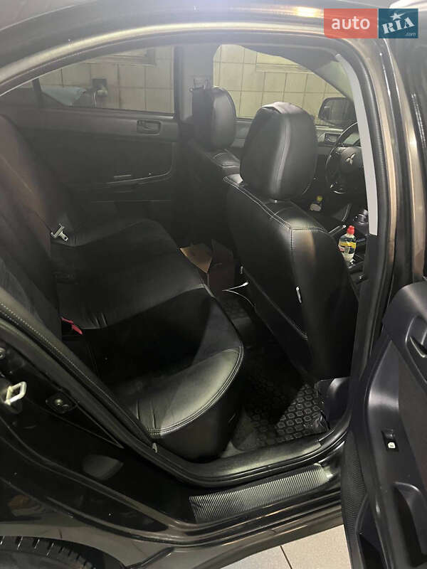 Седан Mitsubishi Lancer 2008 в Днепре