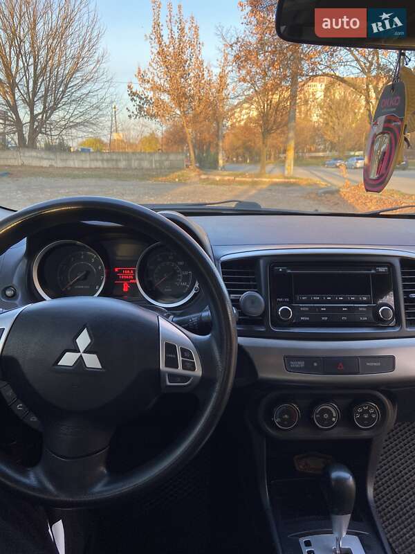 Седан Mitsubishi Lancer 2014 в Днепре фото 5 Седан Mitsubishi Lancer 2014 в Днепре