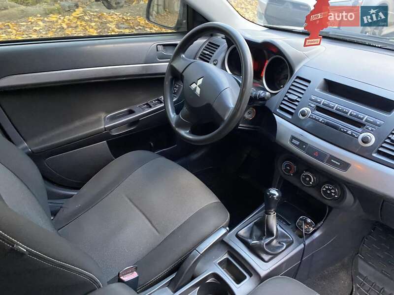 Седан Mitsubishi Lancer 2007 в Полтаве фото 23 Седан Mitsubishi Lancer 2007 в Полтаве