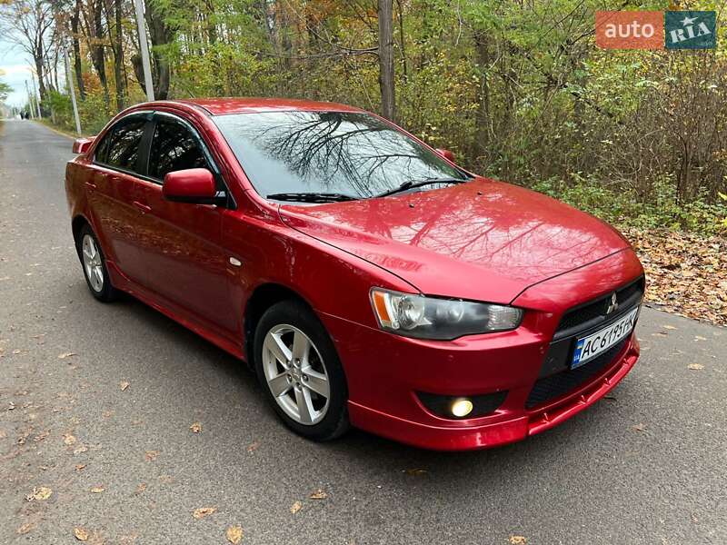 Седан Mitsubishi Lancer 2008 в Луцке