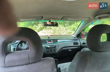 Седан Mitsubishi Lancer 2004 в Каменском