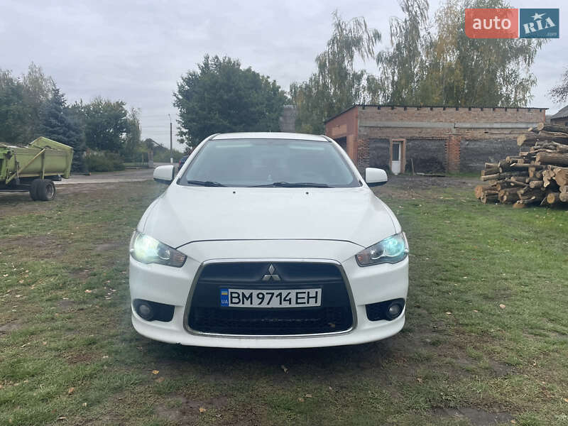 Седан Mitsubishi Lancer 2013 в Львове
