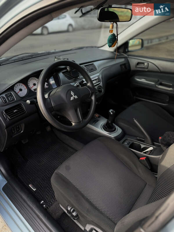 Седан Mitsubishi Lancer 2008 в Харькове