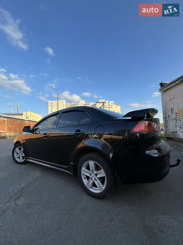 Седан Mitsubishi Lancer 2007 в Чернигове