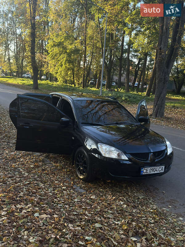 Седан Mitsubishi Lancer 2006 в Черновцах