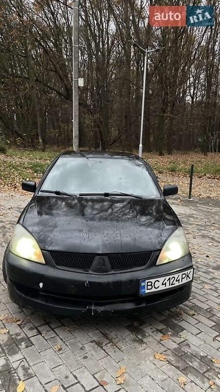 Седан Mitsubishi Lancer 2005 в Львове фото 3 Седан Mitsubishi Lancer 2005 в Львове