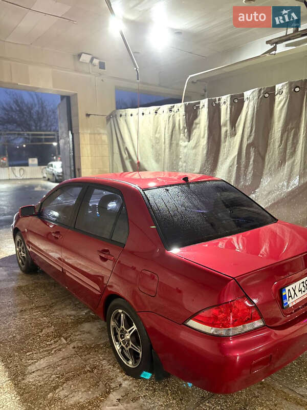 Седан Mitsubishi Lancer 2008 в Харькове