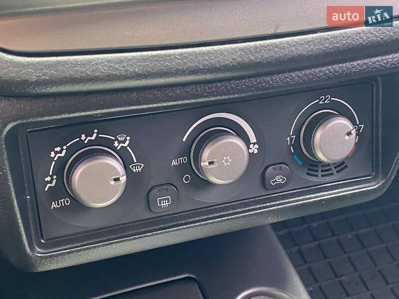 Седан Mitsubishi Lancer 2006 в Киеве фото 18 Седан Mitsubishi Lancer 2006 в Киеве