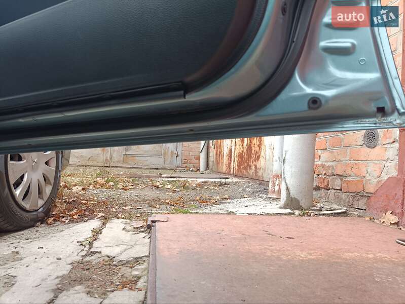 Седан Mitsubishi Lancer 2007 в Полтаве фото 11 Седан Mitsubishi Lancer 2007 в Полтаве