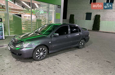 Седан Mitsubishi Lancer 2007 в Киеве