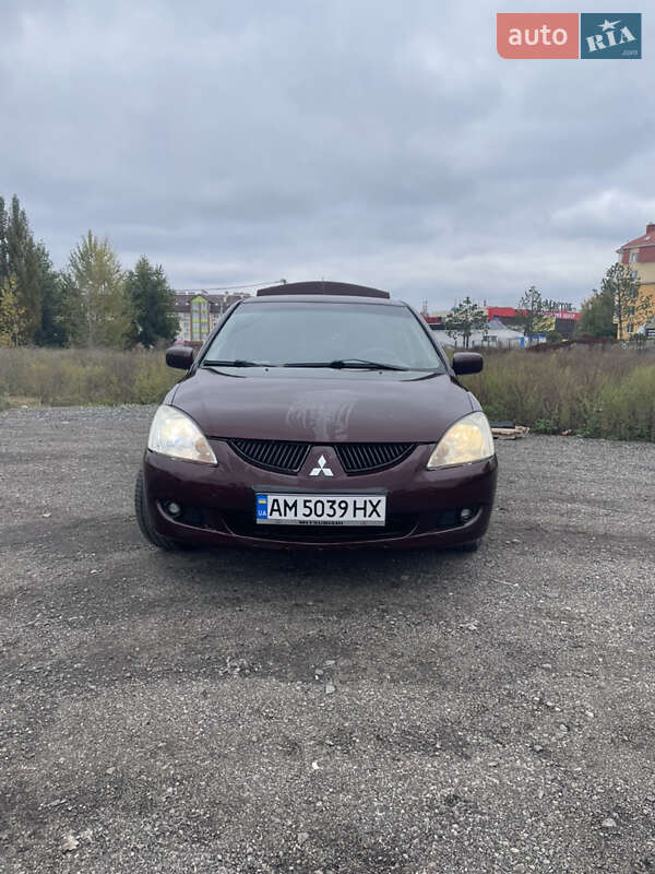 Седан Mitsubishi Lancer 2006 в Софіївській Борщагівці фото 2 Седан Mitsubishi Lancer 2006 в Софіївській Борщагівці
