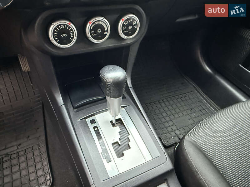 Седан Mitsubishi Lancer 2008 в Одессе