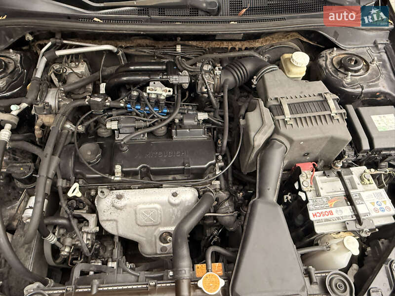 Седан Mitsubishi Lancer 2008 в Тернополі фото 25 Седан Mitsubishi Lancer 2008 в Тернополі